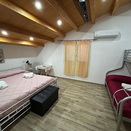 Debel House Bed & Breakfast Marina di Ragusa Ngoại thất bức ảnh