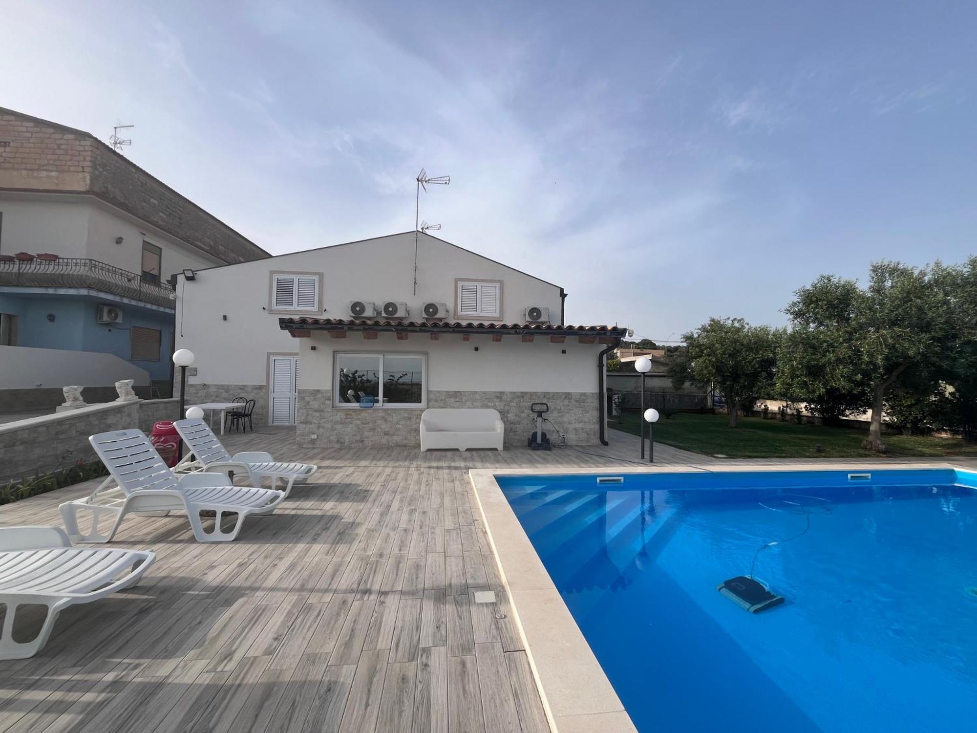 Debel House Bed & Breakfast Marina di Ragusa Ngoại thất bức ảnh